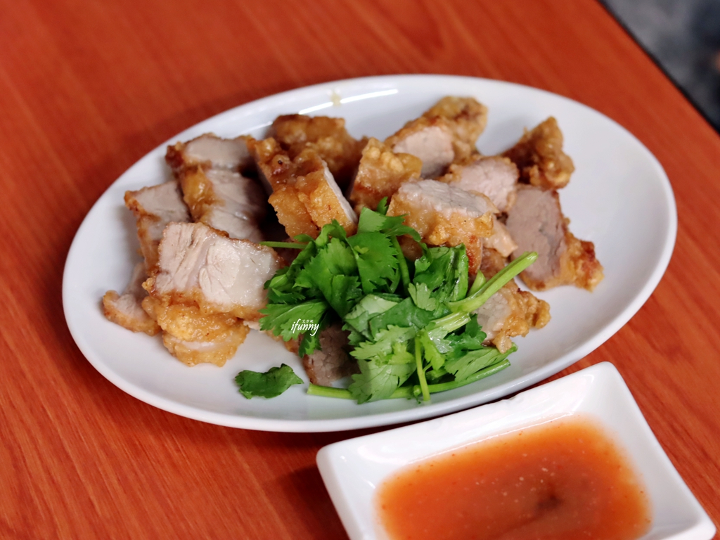 大橋頭站 | 阿角紅燒肉劉美麗 五種部位任你選 想吃得早點來 - ifunny