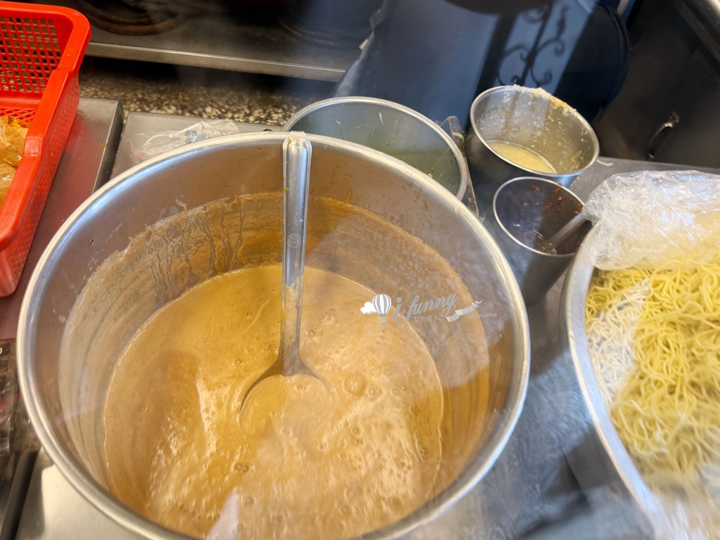 六張犁站 | 小慧涼麵 冠絕台北的大份量 高CP值的銅板涼麵 - ifunny