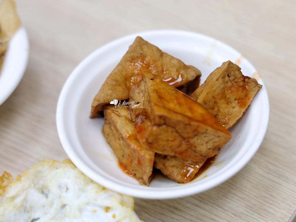 大橋頭站 | 珠記大橋頭油飯 邪惡半熟蛋液 X 粒粒分明油飯 老台北人的台式早餐浪漫 - ifunny 大橋頭站 | 珠記大橋頭油飯 邪惡半熟蛋液 X 粒粒分明油飯 老台北人的台式早餐浪漫 - ifunny