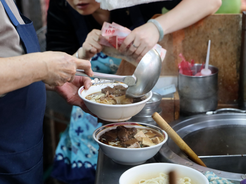 西門町美食 | 小吳牛肉麵 24小時營業 半夜三點也滿座 台北宵夜好去處 - ifunny