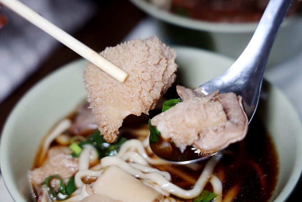 西門町美食 | 小吳牛肉麵 24小時營業 半夜三點也滿座 台北宵夜好去處 - ifunny