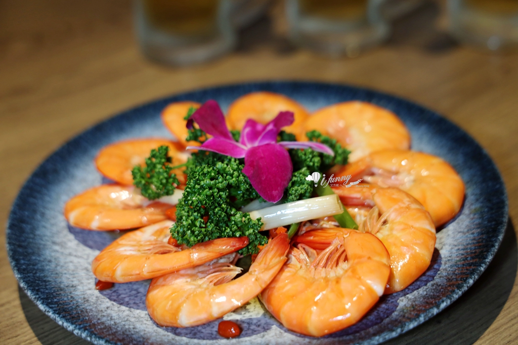 中山站 | 超奢華魚翅雞湯鍋 母親節聚餐首選 生啤酒買二送一 - ifunny 中山站 | 超奢華魚翅雞湯鍋 母親節聚餐首選 生啤酒買二送一 - ifunny