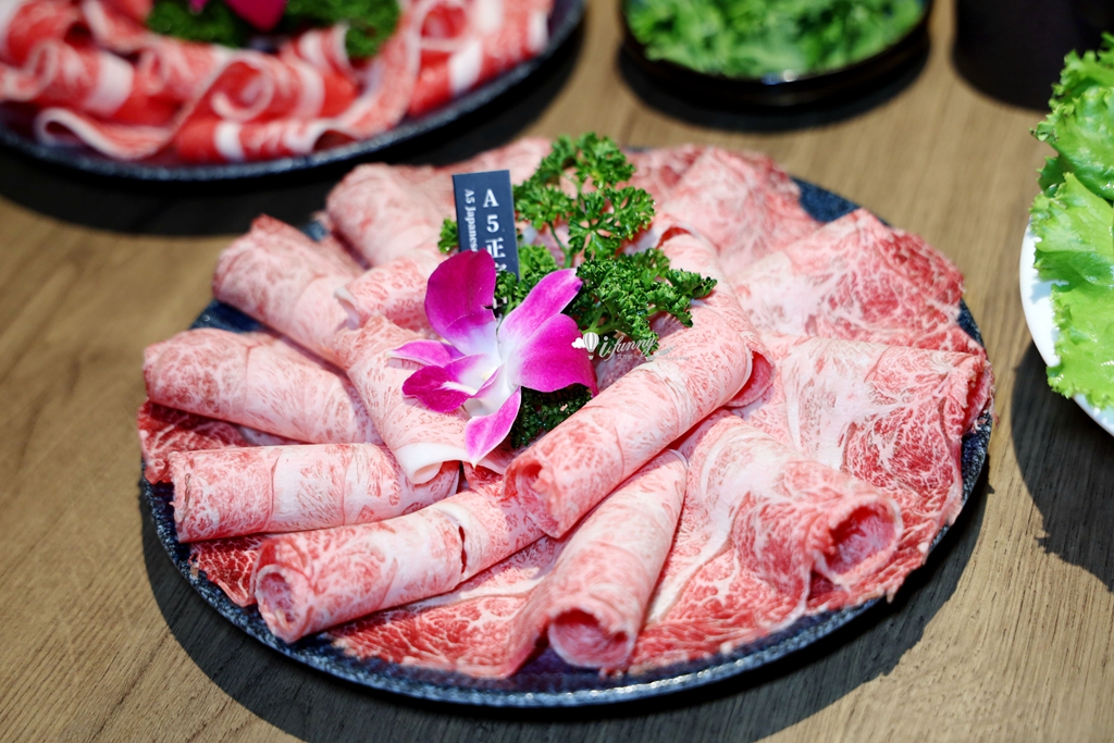 中山站 | 超奢華魚翅雞湯鍋 母親節聚餐首選 生啤酒買二送一 - ifunny 中山站 | 超奢華魚翅雞湯鍋 母親節聚餐首選 生啤酒買二送一 - ifunny