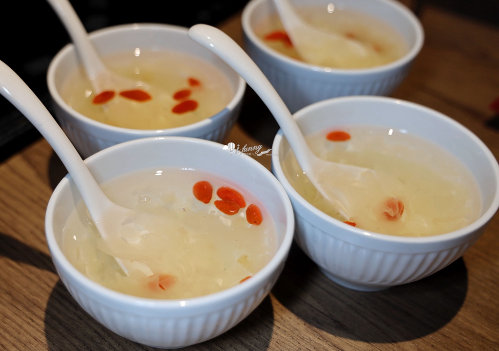 中山站 | 超奢華魚翅雞湯鍋 母親節聚餐首選 生啤酒買二送一 - ifunny 中山站 | 超奢華魚翅雞湯鍋 母親節聚餐首選 生啤酒買二送一 - ifunny