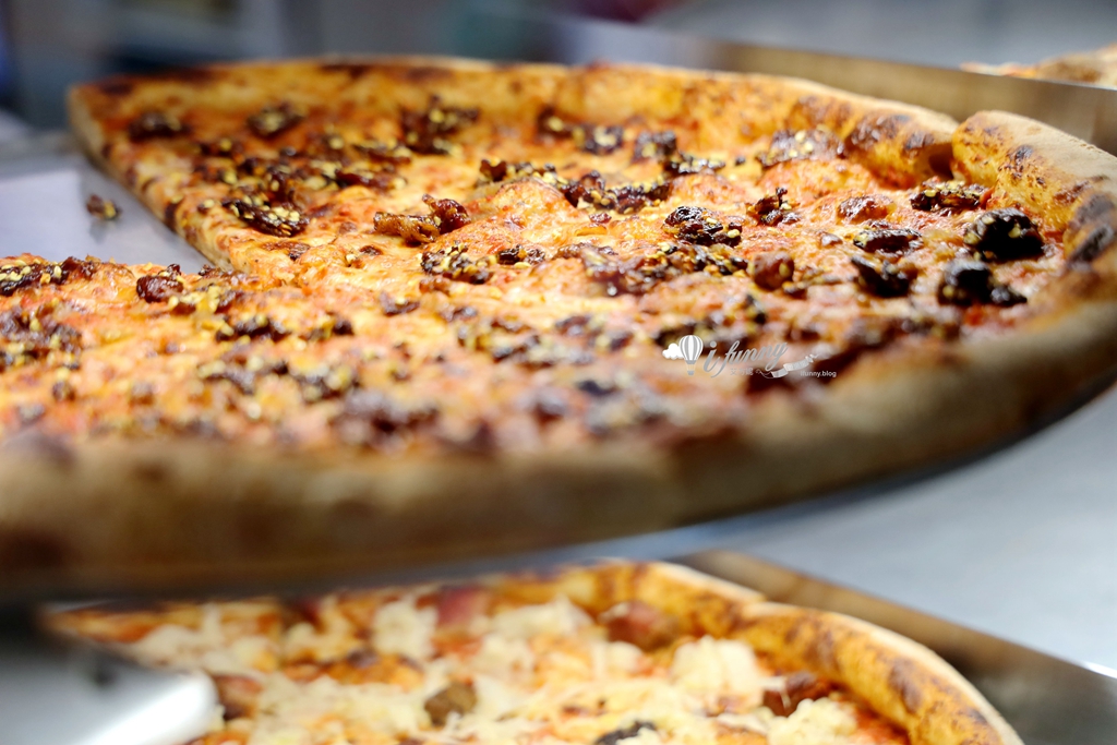 芝山站 | The Slice Shop 天母 正統紐約風 現場手工現烤 美式披薩 - ifunny